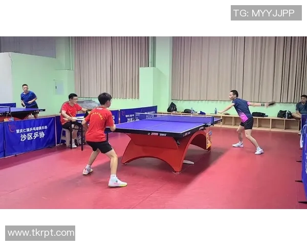 乒乓球的魅力与速度重庆乒乓球队的训练与比赛全景揭秘 乒乓球的魅力与速度重庆乒乓球队的训练与比赛全景揭秘