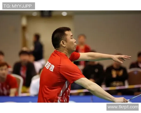 深圳羽毛球队与南京羽毛球队赛后复盘团队协作的成功与不足分析